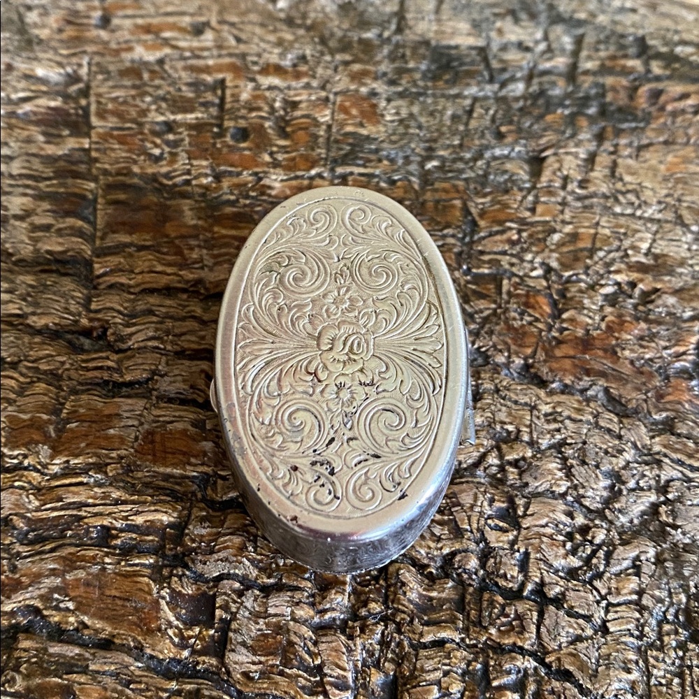 🌹Vintage🌹Rose Pill Box - Picture 5 of 8